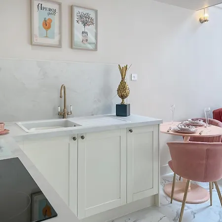 度假居 Three Chapel Court